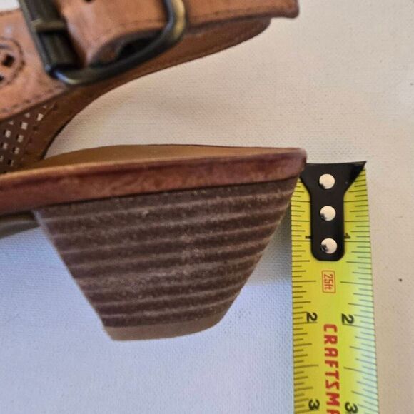 Paul Green Lois Perforated Leather Slingback Block Heel Sandal Size 8 - Picture 7 of 11